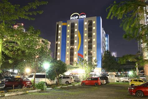 manila hotel reservations.
